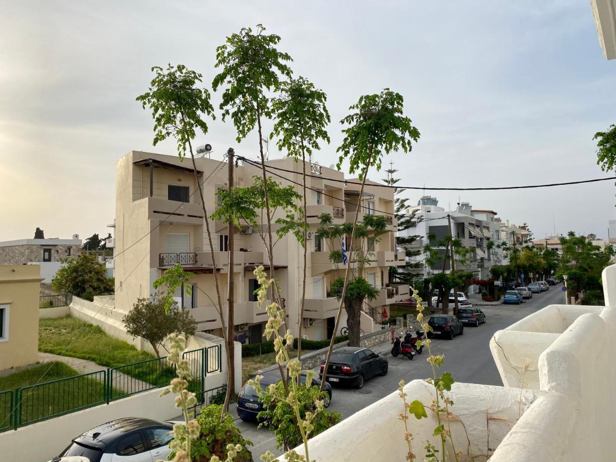 Central, Sunny & Spacious Apartment, In Kos, "1" Eksteriør billede