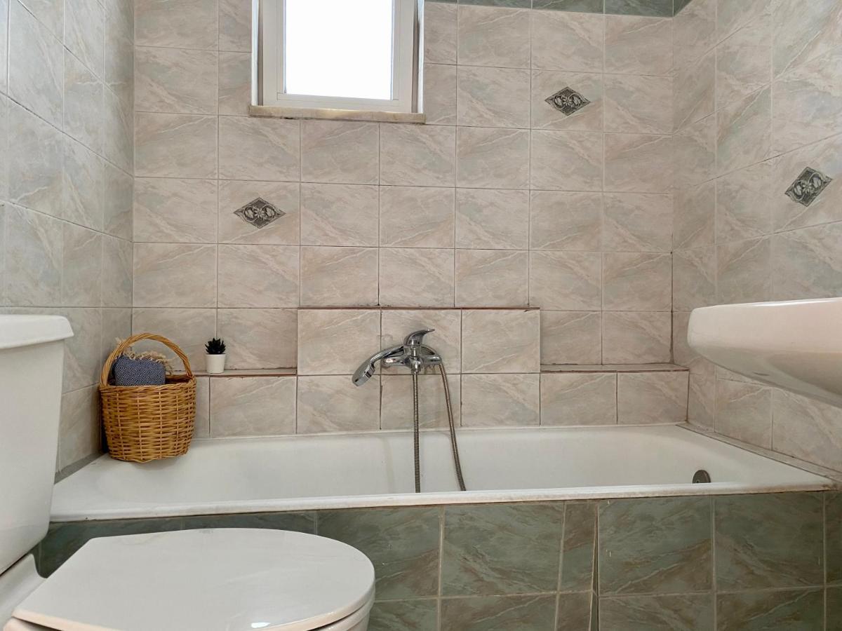 Central, Sunny & Spacious Apartment, In Kos, "1" Eksteriør billede