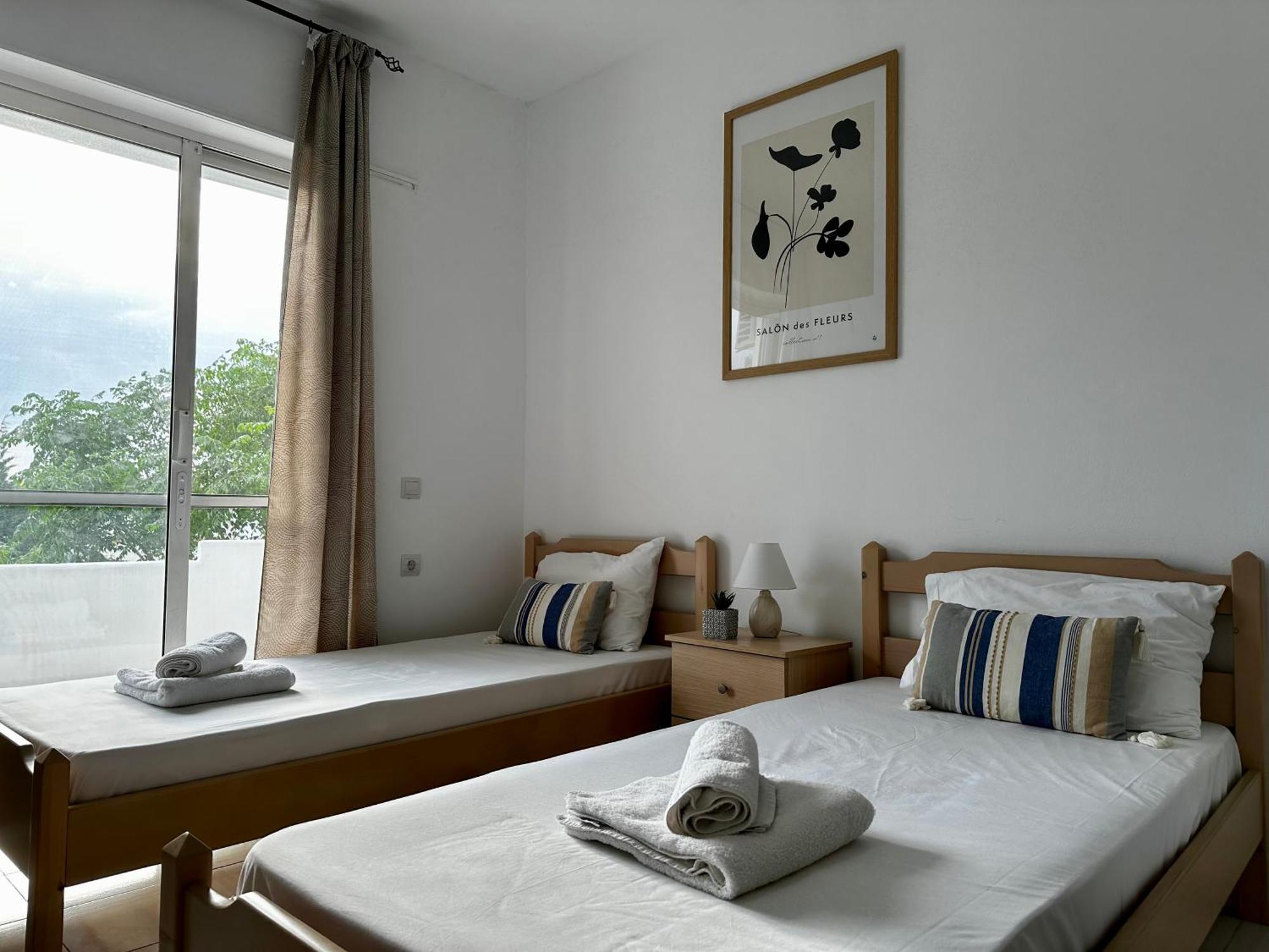 Central, Sunny & Spacious Apartment, In Kos, "1" Eksteriør billede